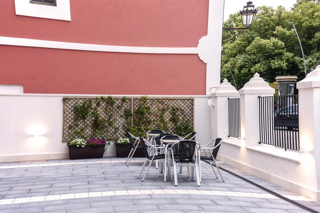 Apartamentos La Quinta Burgo Exterior foto